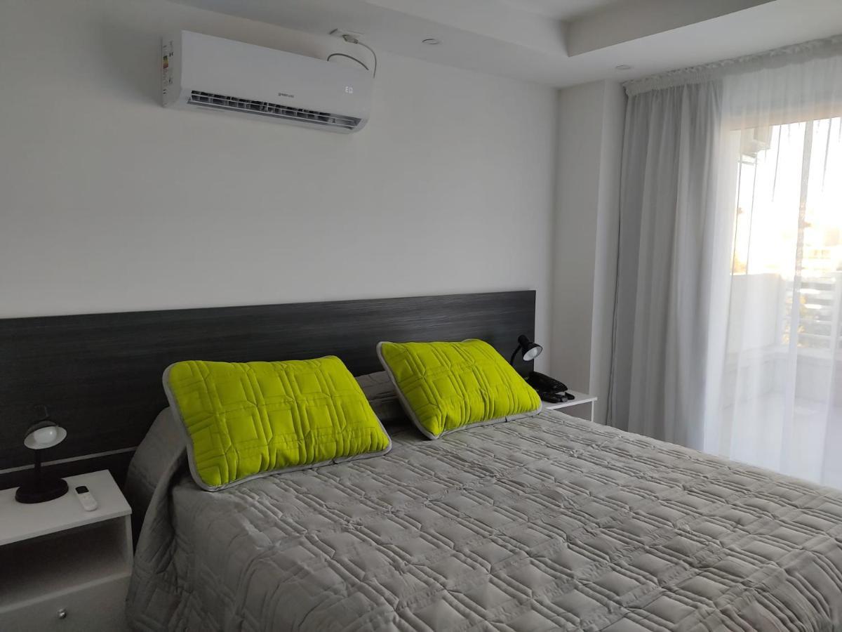Quijano Hotel - Aparts & Suites Montevideo Extérieur photo